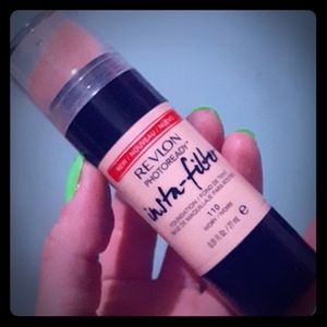 Revlon Insta-Filter Foundation